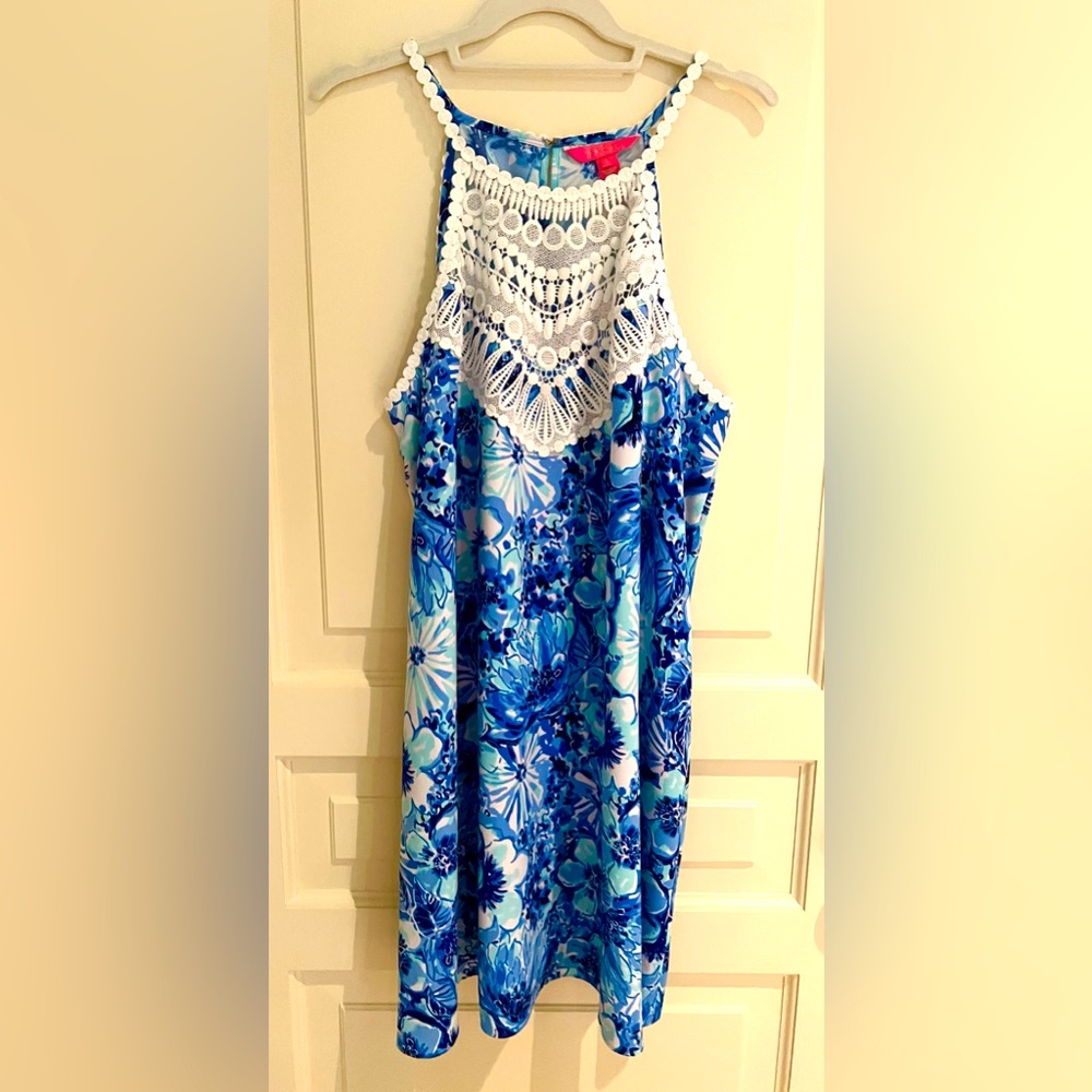 Lilly Pulitzer Dress
Size: 16